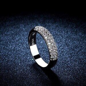 Elegant Silver Women's Ring